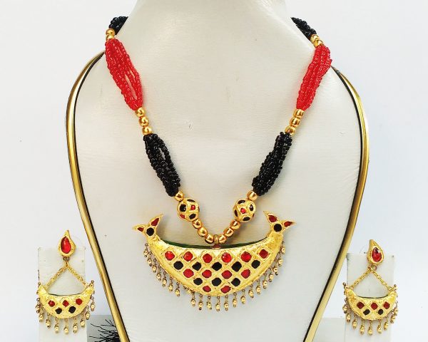 Buy Daneen Jewellery Copper Gold Plated Stylish Women Assamese Traditional  Necklace with Earring| Axomia Gohona Set for Women (Red) at Amazon.in