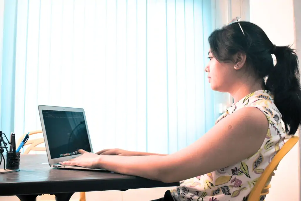 App Development Company - Ujudebug