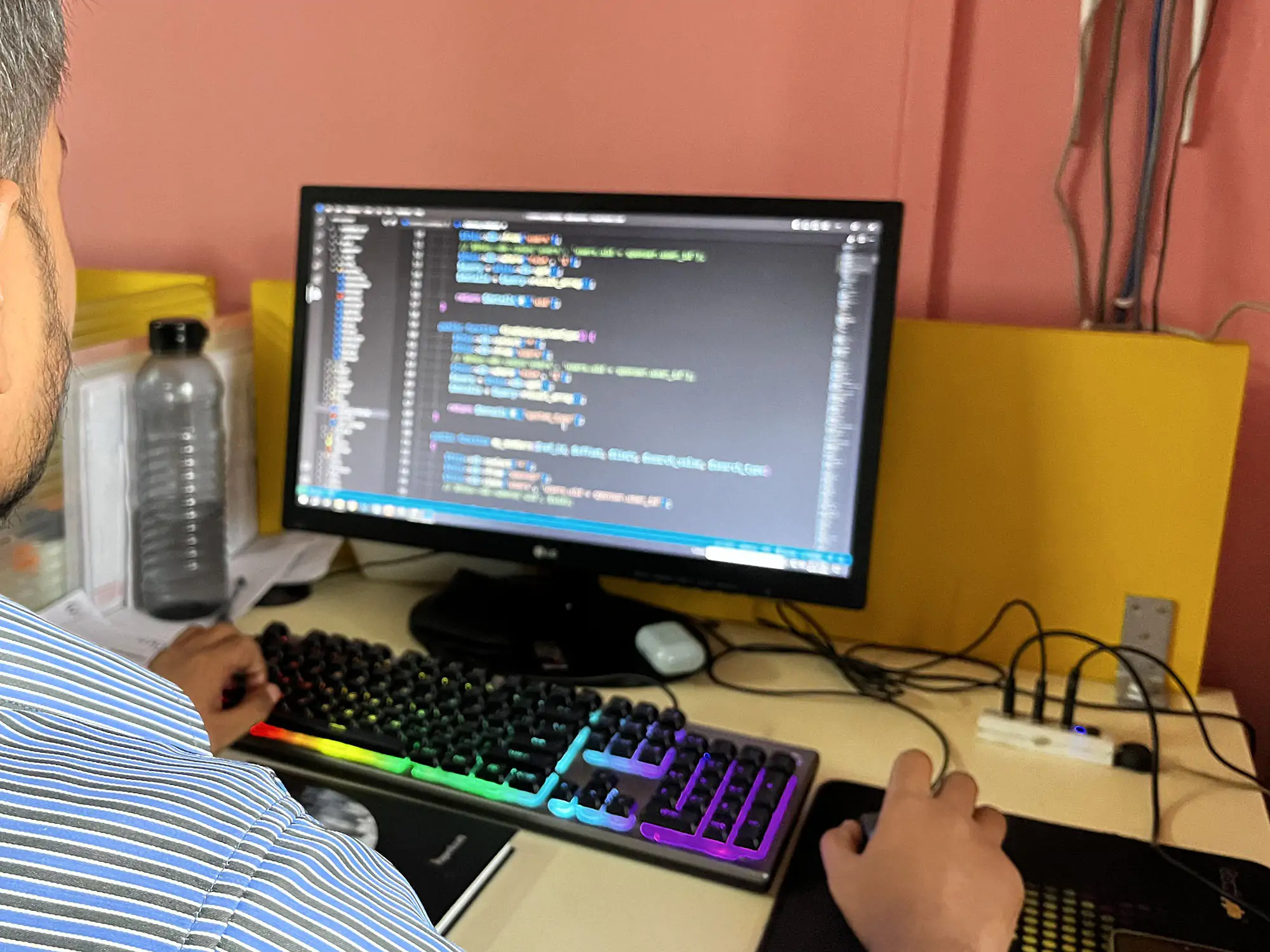 Difference Between TDD and BDD in Assisting Software Development Mistakes