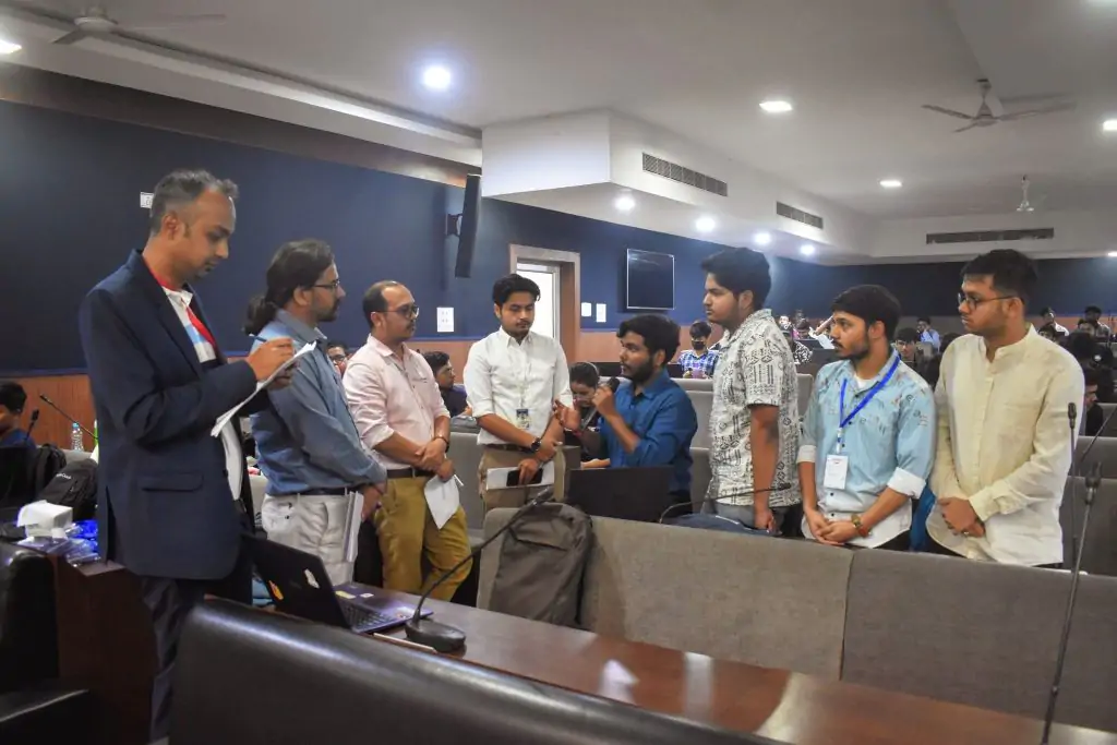 Celebrating Innovation and Future Tech Leaders at Gauhati University – HackDays 3.0